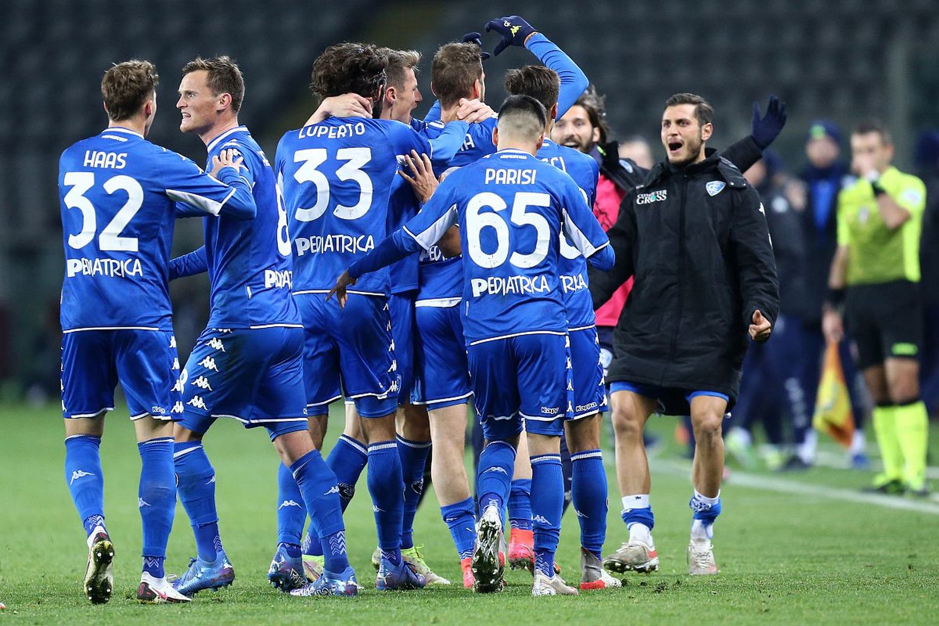 双手合十致 双手合十致